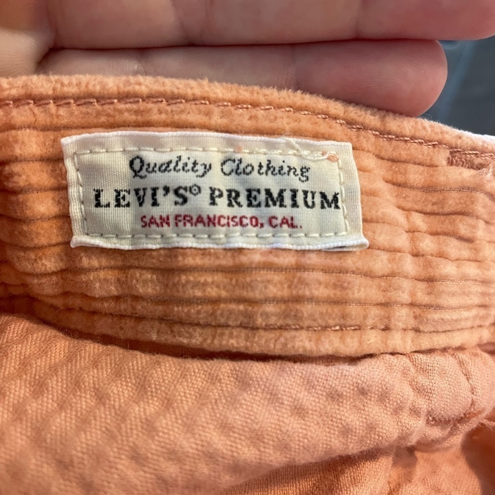 Levi’s, waist 31, Math Club Flare, peach orange color thick corduroy pants - Picture 5 of 6